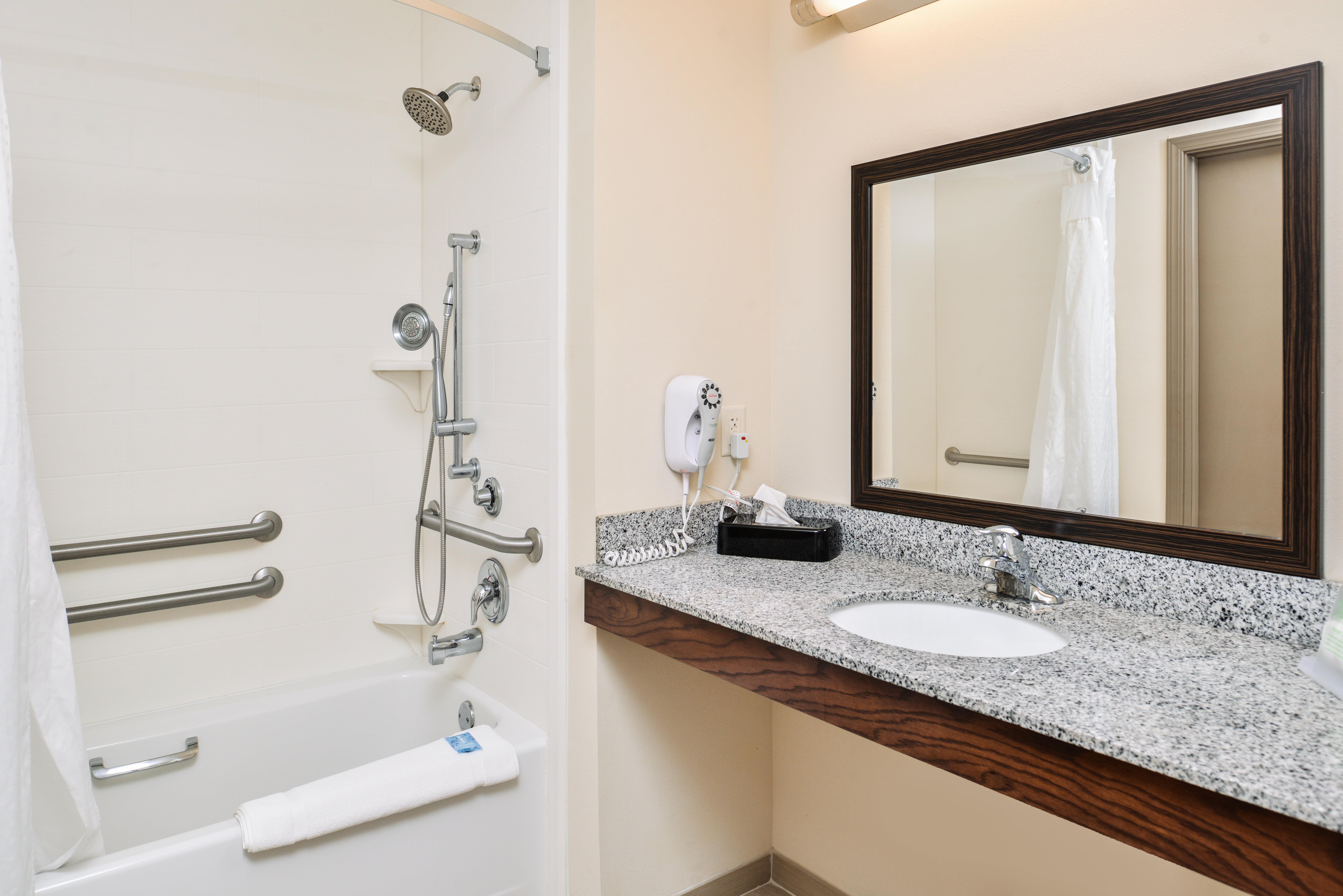 Holiday Inn Express Hotel & Suites York By Ihg Exterior foto
